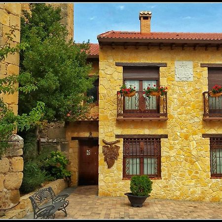Apartamentos Rurales Senora Clara Arbancon Luaran gambar
